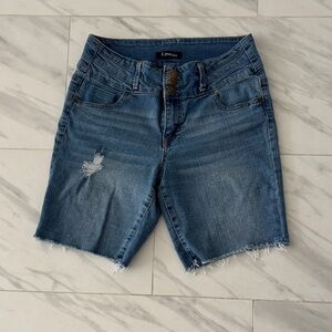 d. jeans Women's Blue Distressed Jean Shorts